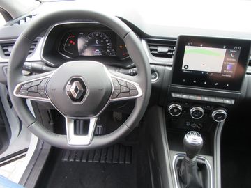 Car image 11