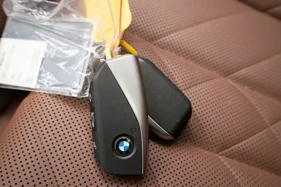 Car image 28