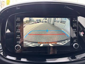 Car image 22