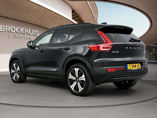 Volvo XC40 Core 175 kW image number 4