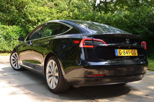 Tesla Model 3 Long Range AWD 258 kW image number 11