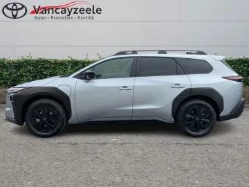 Car image 5