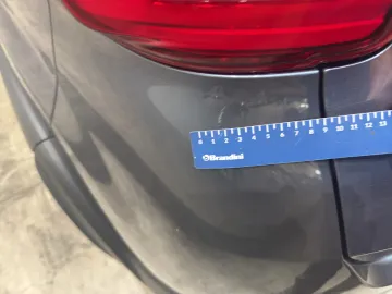 Car image 29
