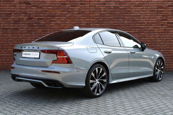 Volvo S60 B4 Plus 145 kW image number 2