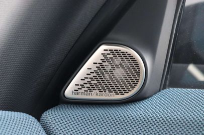 Car image 37