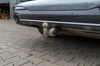 Car image 36
