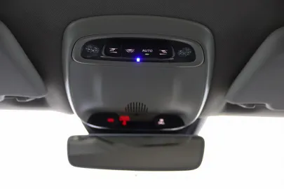 Car image 39