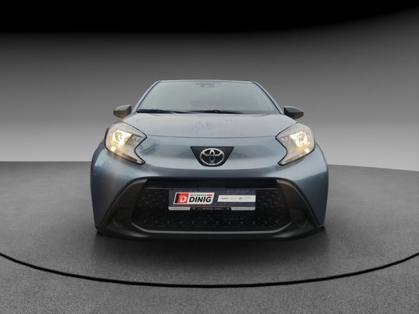 Toyota Aygo X 1.0 53 kW image number 11