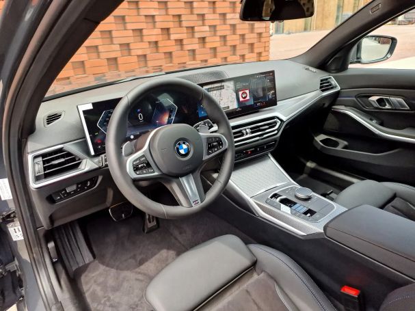 BMW 320d Touring xDrive 140 kW image number 15