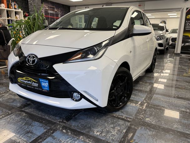 Toyota Aygo 51 kW image number 2