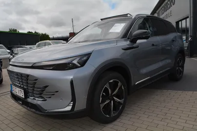 Car image 2