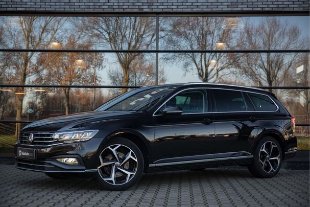 Volkswagen Passat Variant 1.5 TSI Elegance DSG 110 kW image number 1