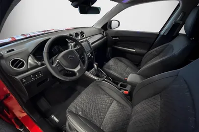 Car image 5