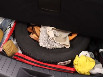 Car image 41