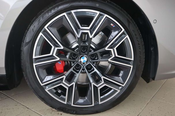 BMW 520i 140 kW image number 6