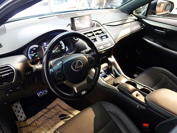 Lexus NX 300 h AWD 145 kW image number 18