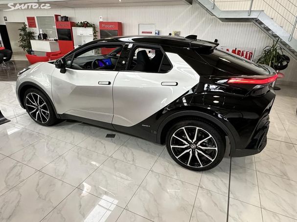 Toyota C-HR 152 kW image number 2