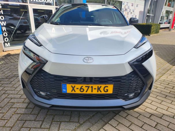 Toyota C-HR 1.8 Hybrid Executive 90 kW image number 4