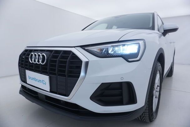 Audi Q3 40 quattro S tronic 147 kW image number 1