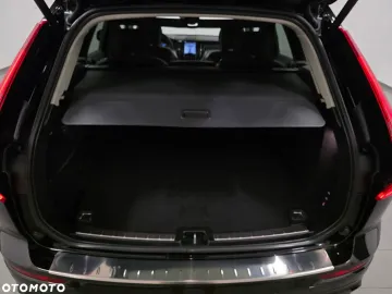 Car image 40