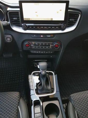 Kia XCeed 1.5 T-GDI 103 kW image number 18