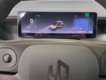 Car image 22