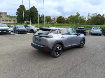 Car image 27