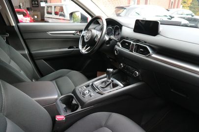 Car image 19