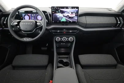 Car image 30