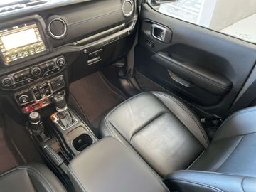 Car image 39