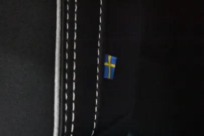 Car image 40