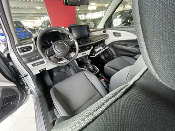 Car image 9