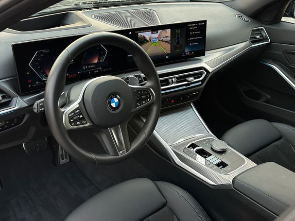 BMW 330i Touring xDrive 180 kW image number 20