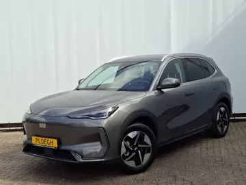 Car image 25
