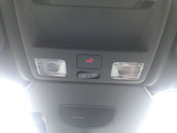 Car image 29