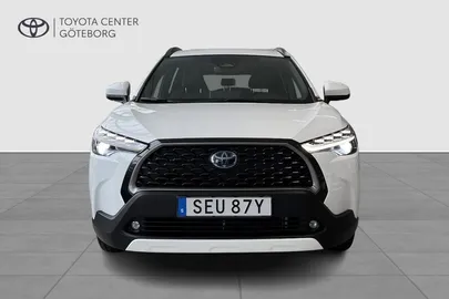 Car image 2