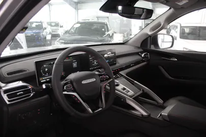 Car image 27