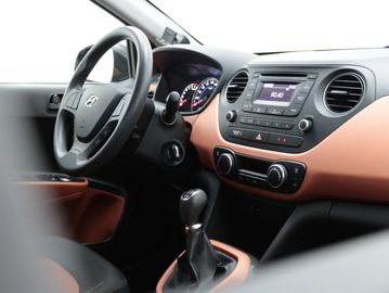 Car image 31