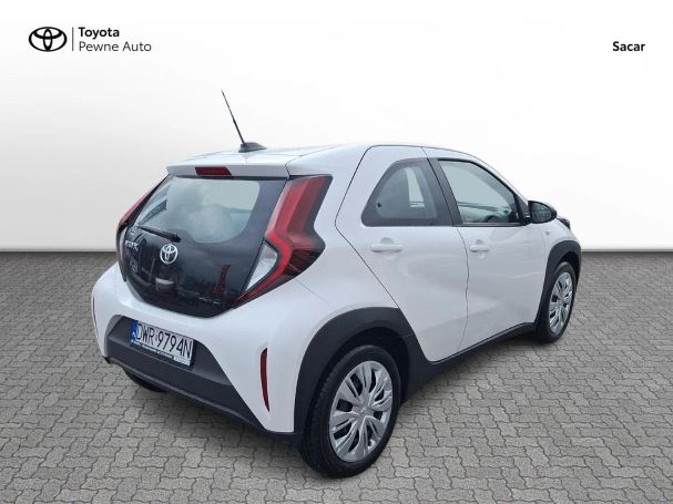 Toyota Aygo X 53 kW image number 2