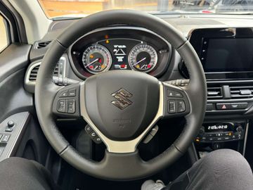 Car image 15