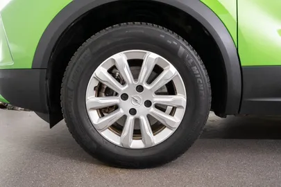 Car image 20