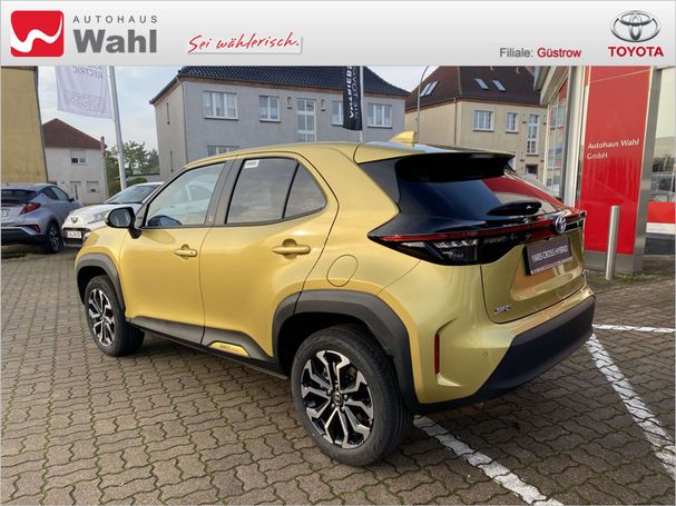 Toyota Yaris Cross 1.5 Hybrid Team Deutschland 85 kW image number 4