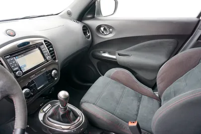 Car image 33