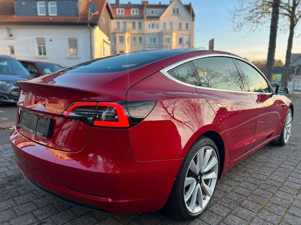 Tesla Model 3 Plus 239 kW image number 3