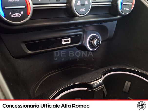 Alfa Romeo Giulia 2.2 118 kW image number 19