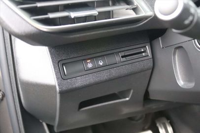 Car image 41