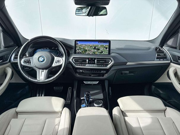 BMW iX3 M Sport 210 kW image number 8