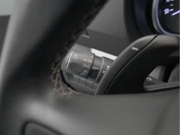 Car image 38