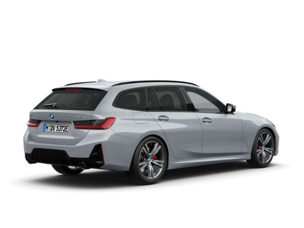 BMW 330e Touring M xDrive 215 kW image number 3