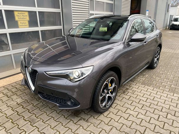 Alfa Romeo Stelvio 2.2 Q4 Lusso 154 kW image number 1